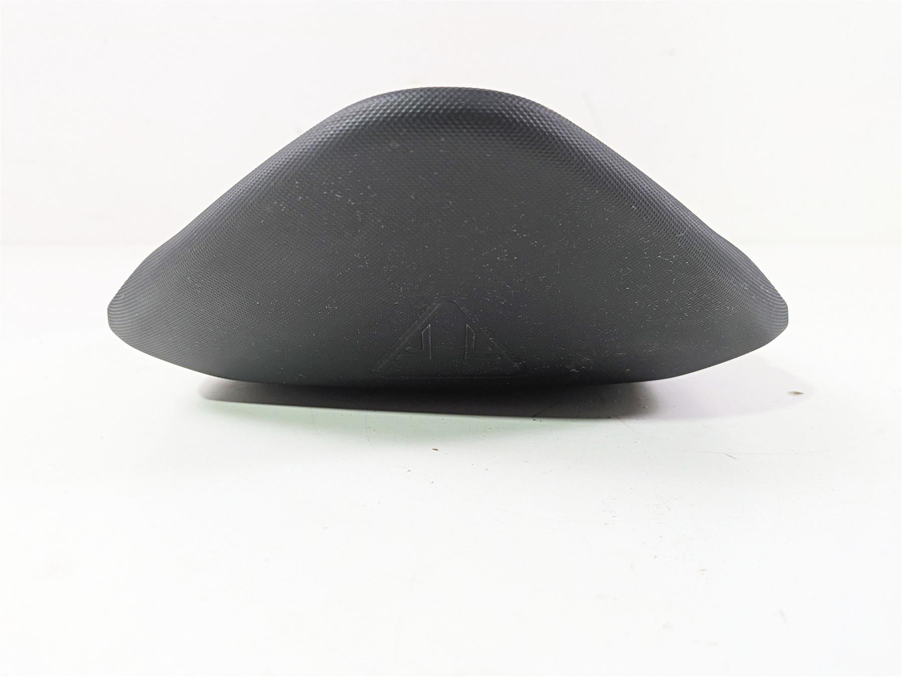 2024 Triumph Street Triple 765 R Rear Passenger Seat Saddle - Read T2311510 {{ shop.shopifyCountryName }} - Mototech271