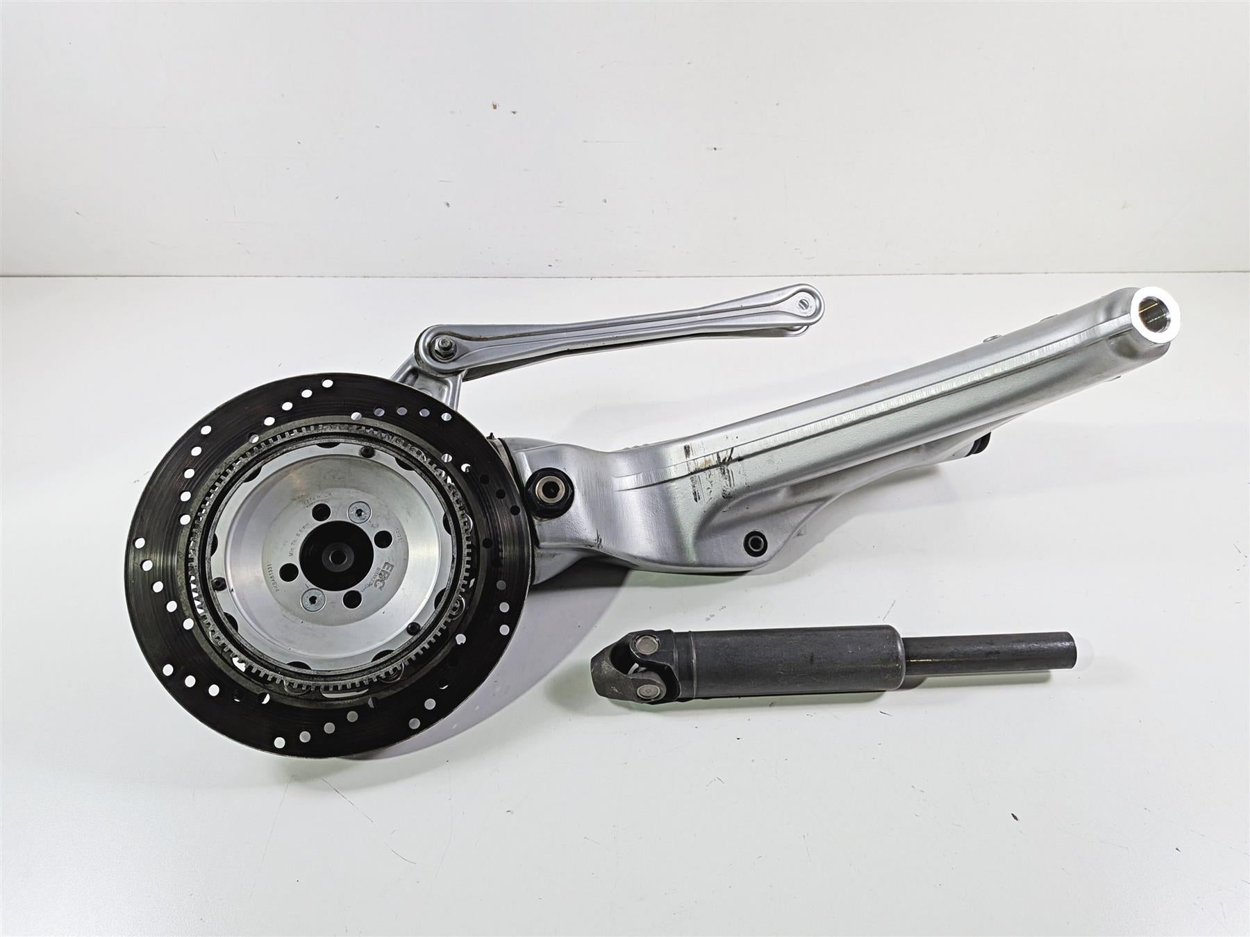 2002 BMW K1200LT 89V3 ABS Rear Differential Swingarm Drive Shaft 33112312317 {{ shop.shopifyCountryName }} - Mototech271