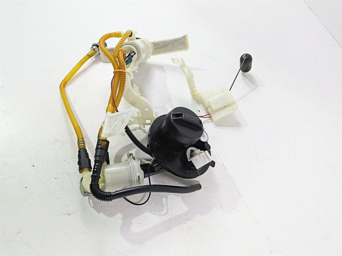 2015 Harley Touring FLHTKL Electra Glide Fuel Gas Petrol Pump 62908-08 75069-08D {{ shop.shopifyCountryName }} - Mototech271