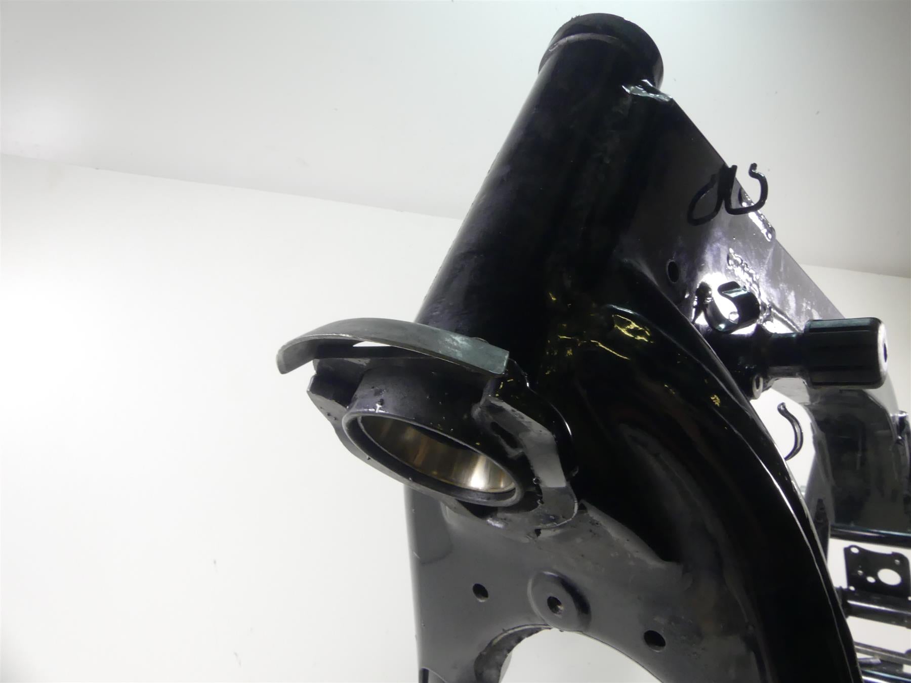 2005 Honda V-Twin VTX1800 S3 Straight Main Frame Chassis Swingarm + Clean Texas Title - 50100-MCV-R10 {{ shop.shopifyCountryName }} - Mototech271