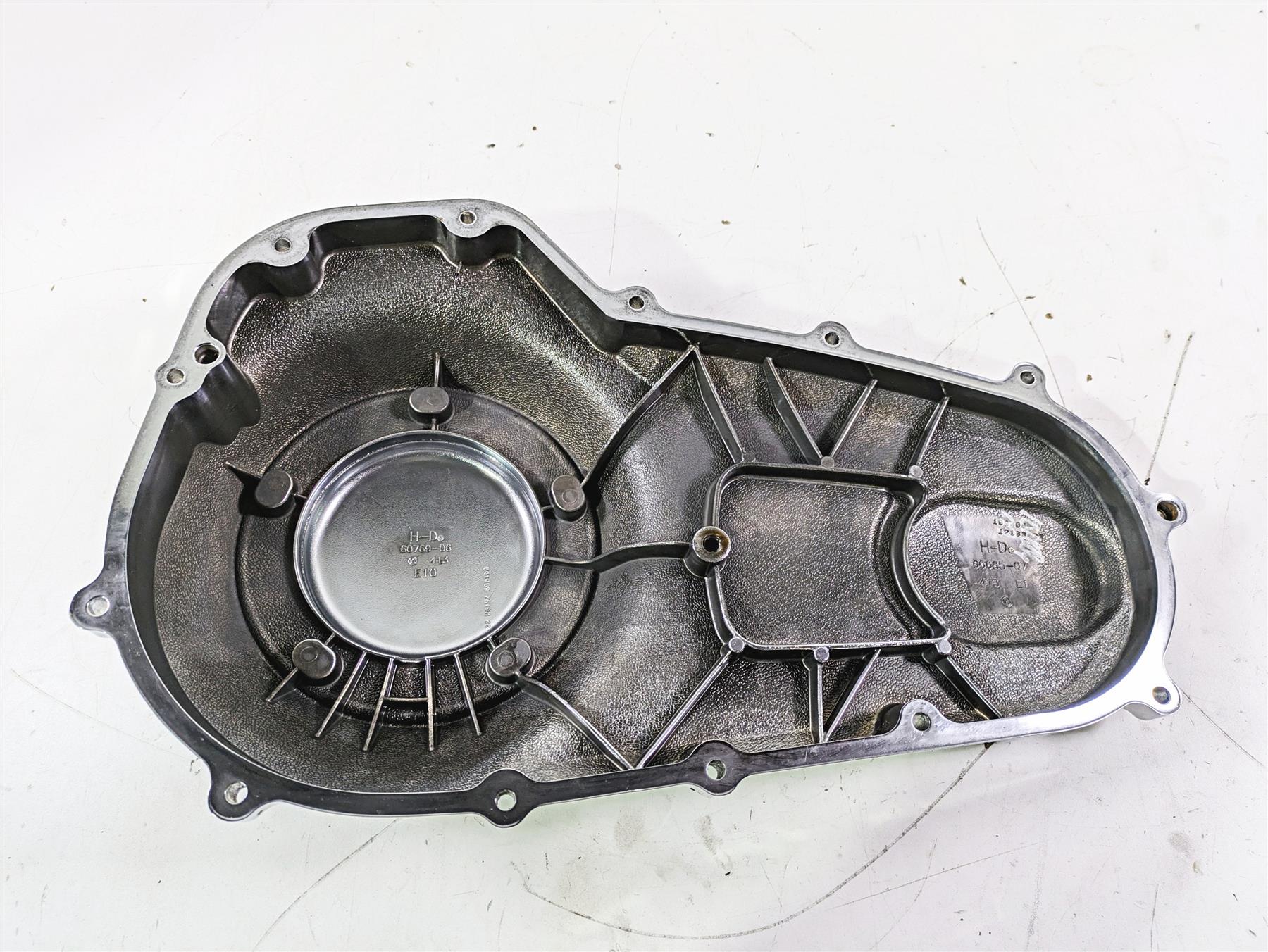 2016 Harley Touring FLTRX Road Glide Outer Primary Drive Clutch Cover 60685-07 {{ shop.shopifyCountryName }} - Mototech271