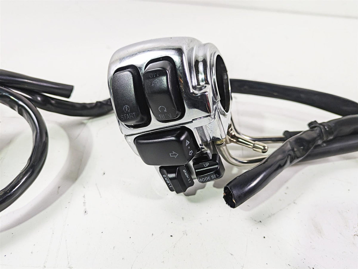 2007 Harley Touring FLHTCU SE CVO E-Glide Chrome Hand Control Switches 71682-06A {{ shop.shopifyCountryName }} - Mototech271