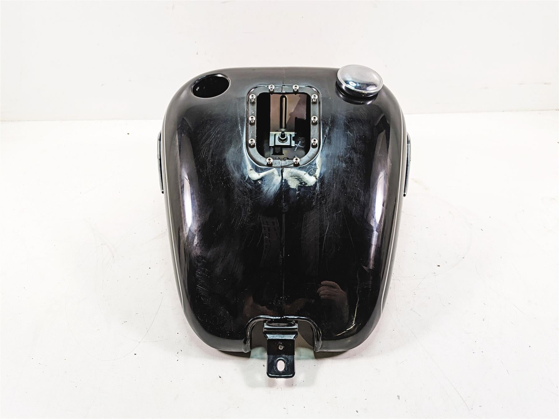 2013 Harley Softail FLSTC Heritage Classic Fuel Gas Tank Vivid
