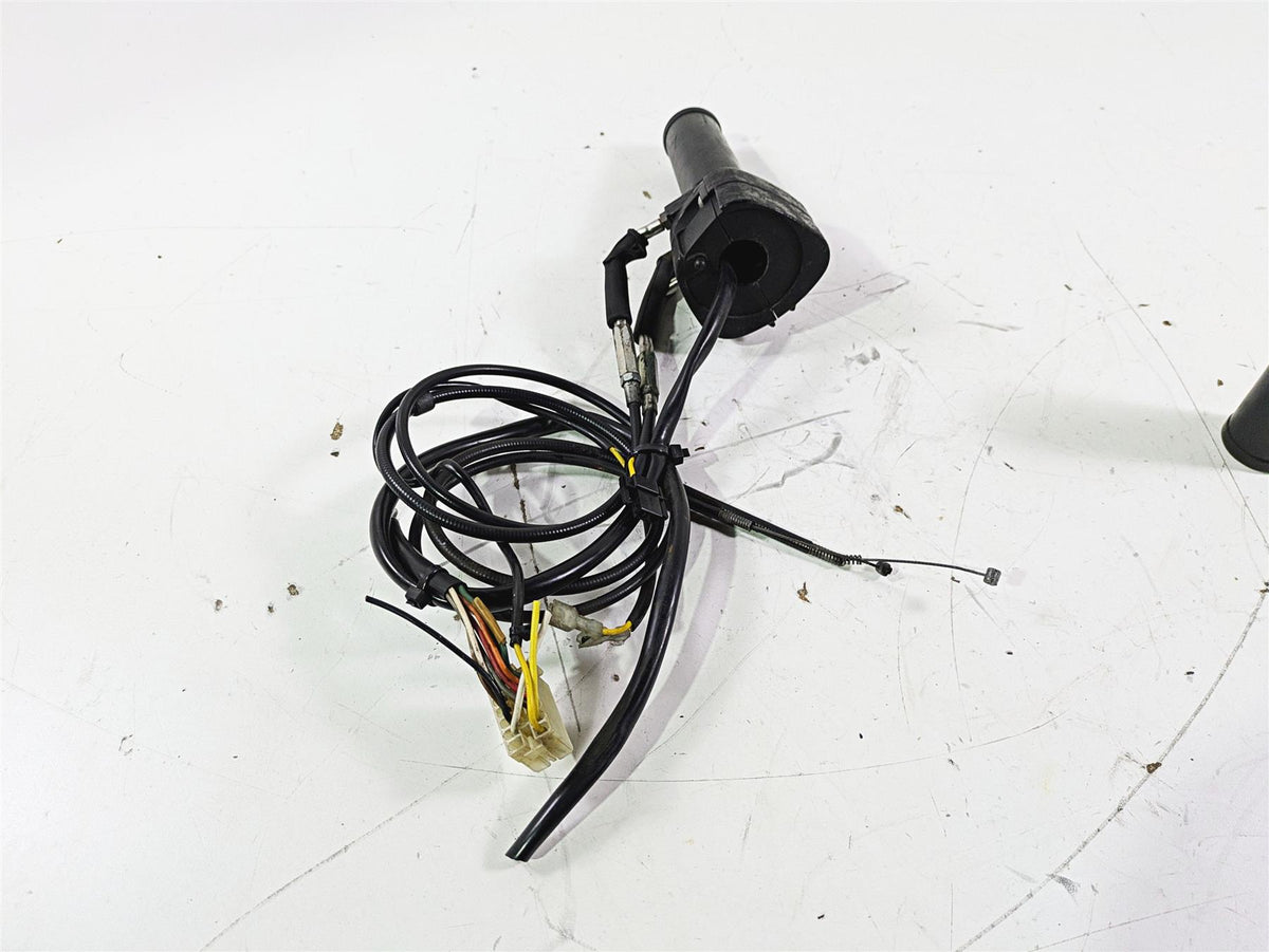 1992 Harley FLSTC Softail Heritage Right Hand Control Switch - Read 70219-87 {{ shop.shopifyCountryName }} - Mototech271