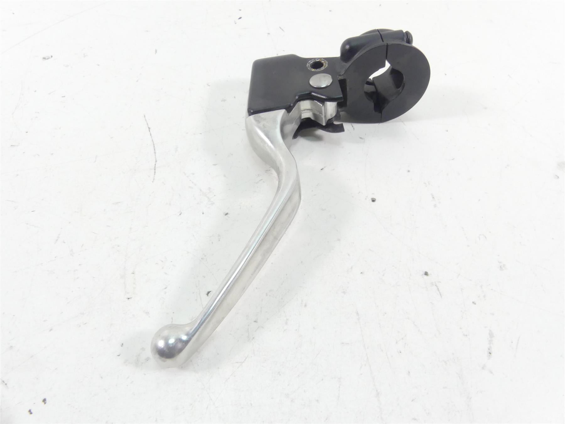 2018 Harley Softail FXBB Street Bob Clutch Perch & Lever Set 36700200 {{ shop.shopifyCountryName }} - Mototech271