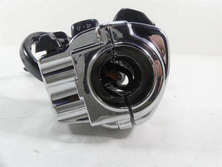 2007 Harley Touring FLHTCU SE CVO Electra Glide Right Control Switch 71684-06A {{ shop.shopifyCountryName }} - Mototech271