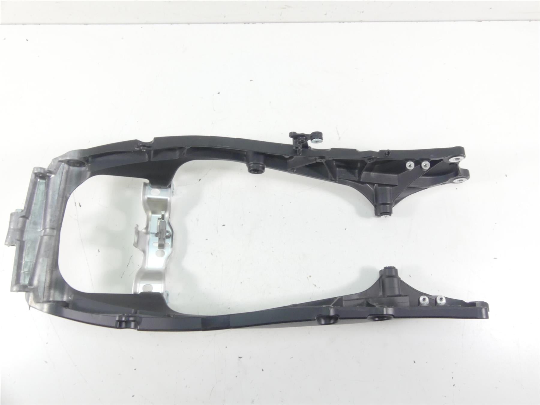 2021 Honda CBR600RR Straight Rear Subframe Sub Frame 50200-MJC-L11 {{ shop.shopifyCountryName }} - Mototech271