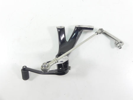 2018 Harley Softail FXFB Fat Bob Left Rider Footpeg Mount & Shifter FW 33600134 {{ shop.shopifyCountryName }} - Mototech271