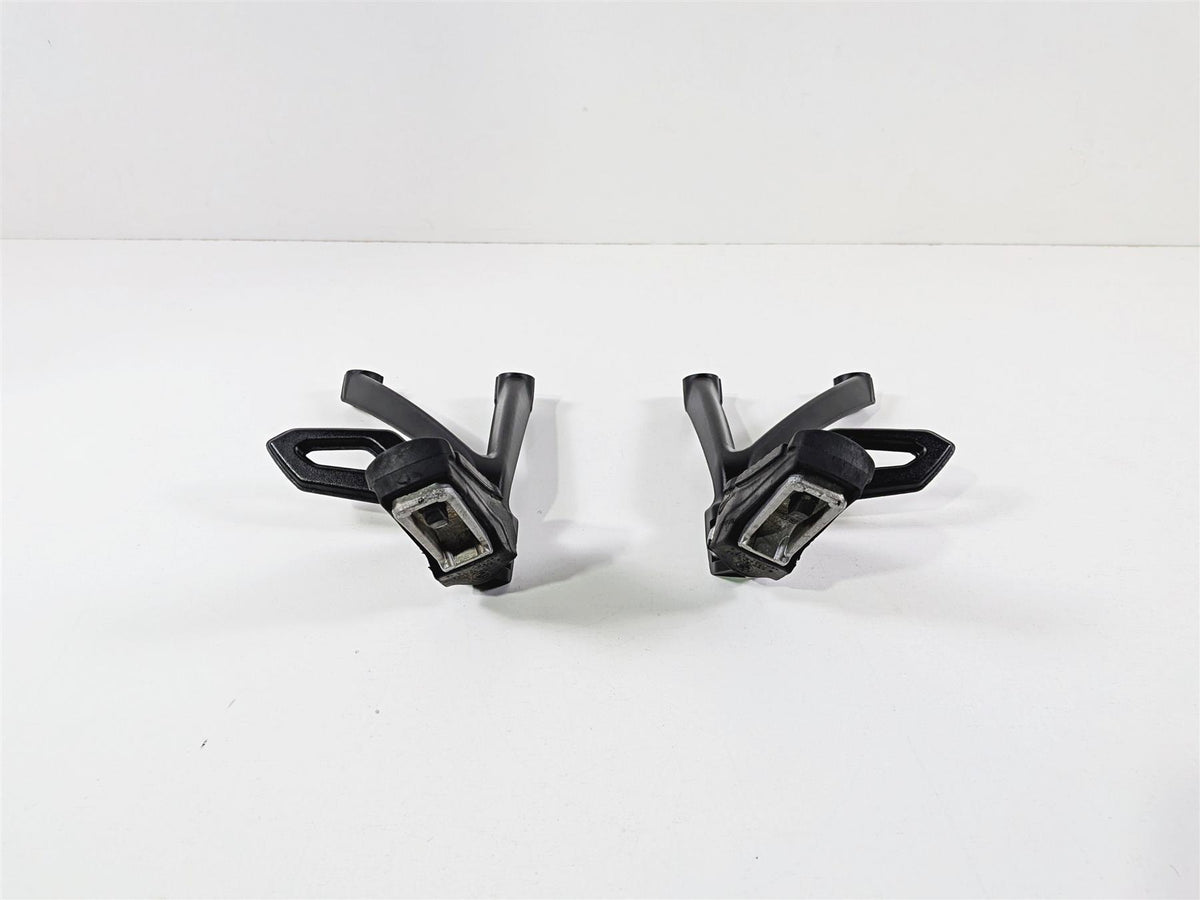 2015 BMW R1200GS K50 Rear Black Passenger Foot Peg Set 46718526741 46718526742 {{ shop.shopifyCountryName }} - Mototech271