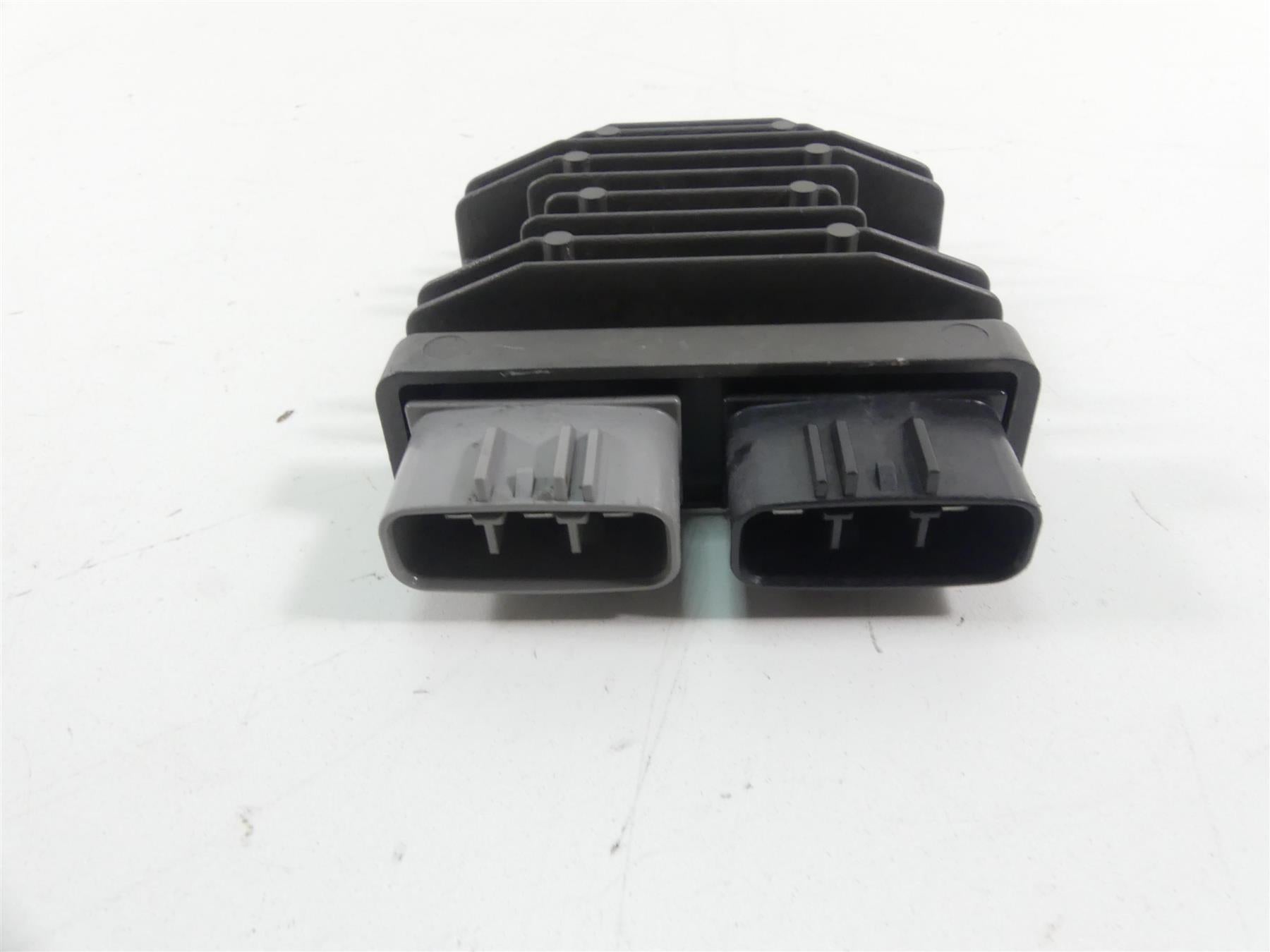 2018 BMW S1000RR K46 Rectifier Voltage Regulator 12317718422 FH020CA {{ shop.shopifyCountryName }} - Mototech271
