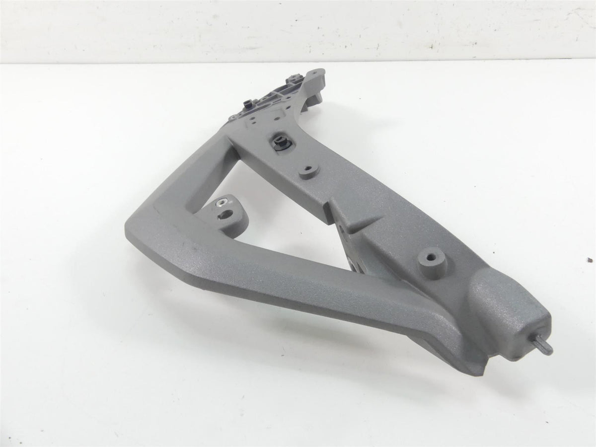 2019 BMW R1250GS K50 Left Side Front Stay Fairing Holder Carrier 46638528673 {{ shop.shopifyCountryName }} - Mototech271