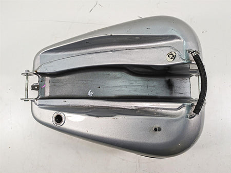 2012 Harley FLD Dyna Switchback Fuel Gas Petrol Tank Reservoir -No Dent 61593-10 {{ shop.shopifyCountryName }} - Mototech271