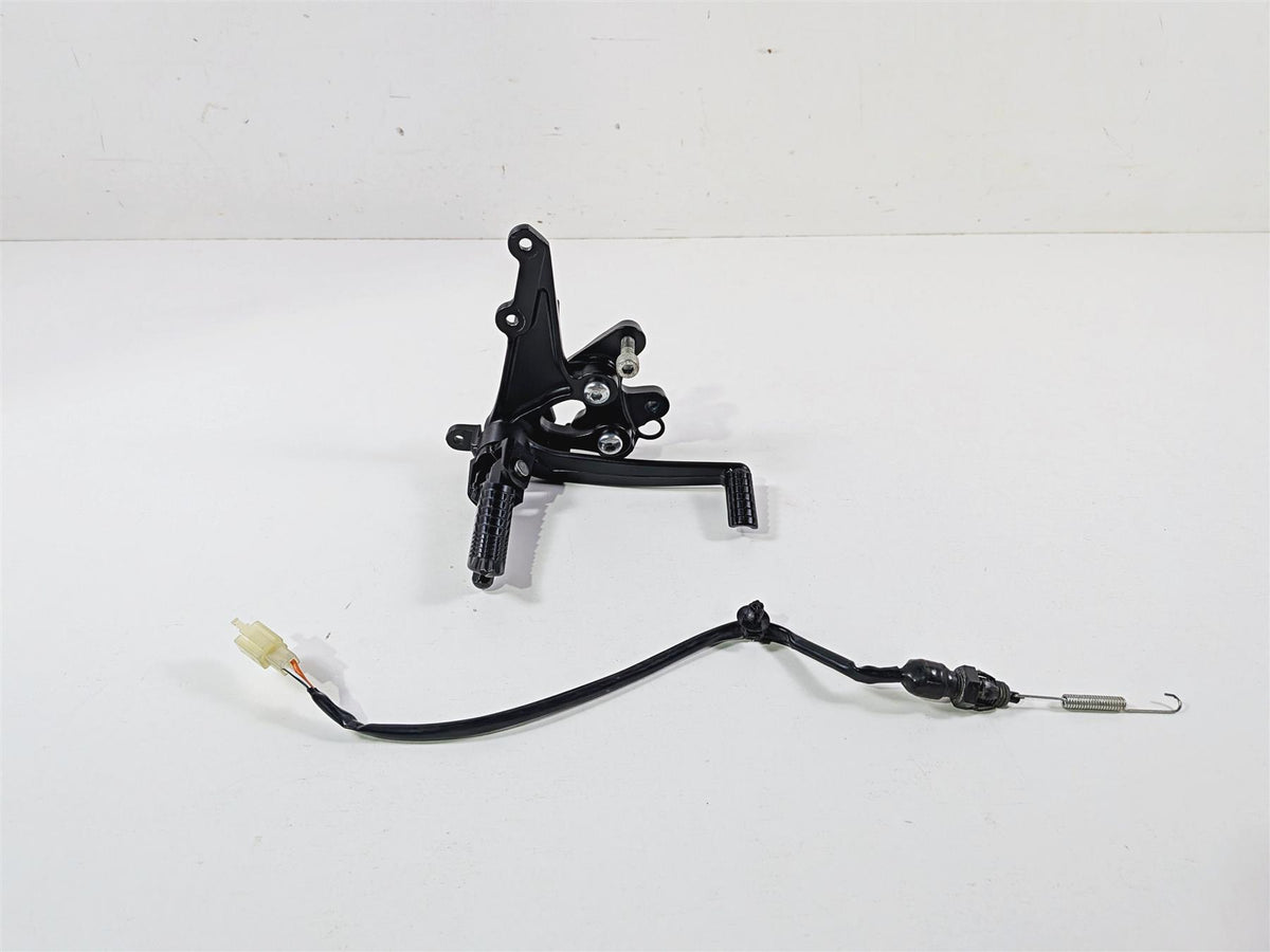 2024 Suzuki GSXR600 Right Front Footpeg Brake Pedal Set Rearset 43511-14J10 {{ shop.shopifyCountryName }} - Mototech271