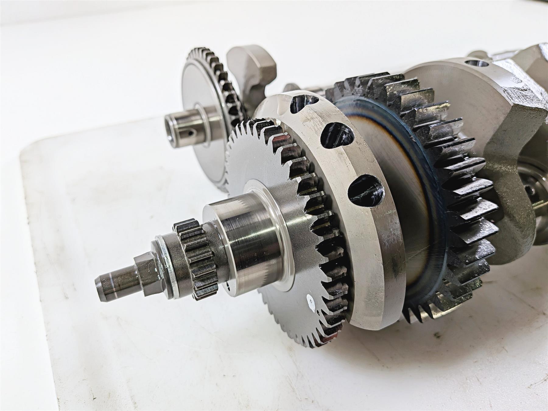 2016 Yamaha YZF R1 RN32 Nice Crankshaft Crank Shaft B60-11400-00-00 {{ shop.shopifyCountryName }} - Mototech271