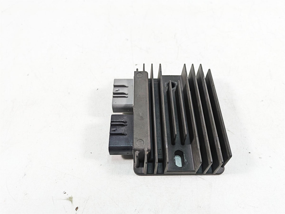 2021 Aprilia RS660 Rectifier Voltage Regulator SH870AA 1A012332 {{ shop.shopifyCountryName }} - Mototech271