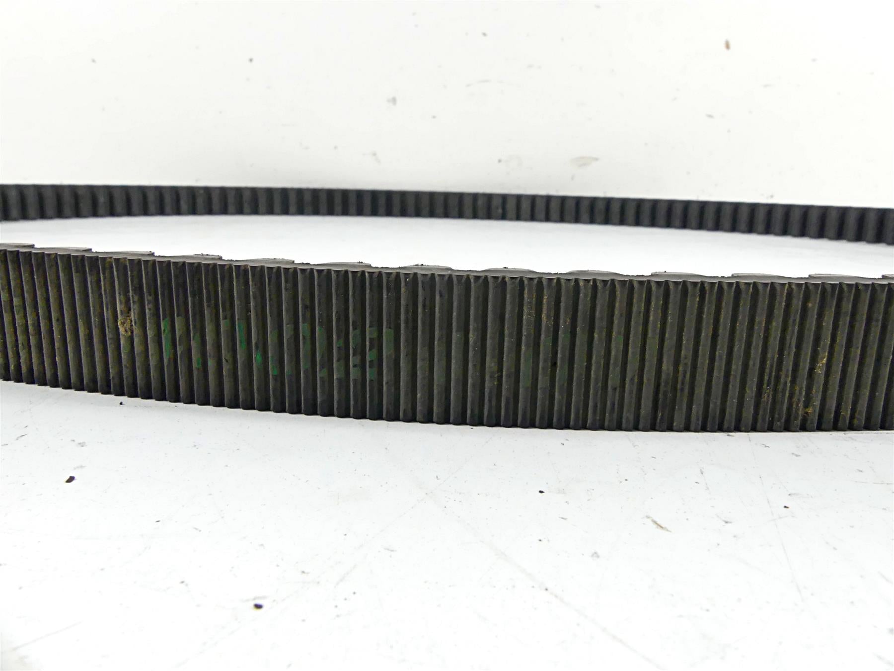 2007 Harley Touring FLHRC Road King Rear Main Drive Belt 137T 1" 40024-07 {{ shop.shopifyCountryName }} - Mototech271