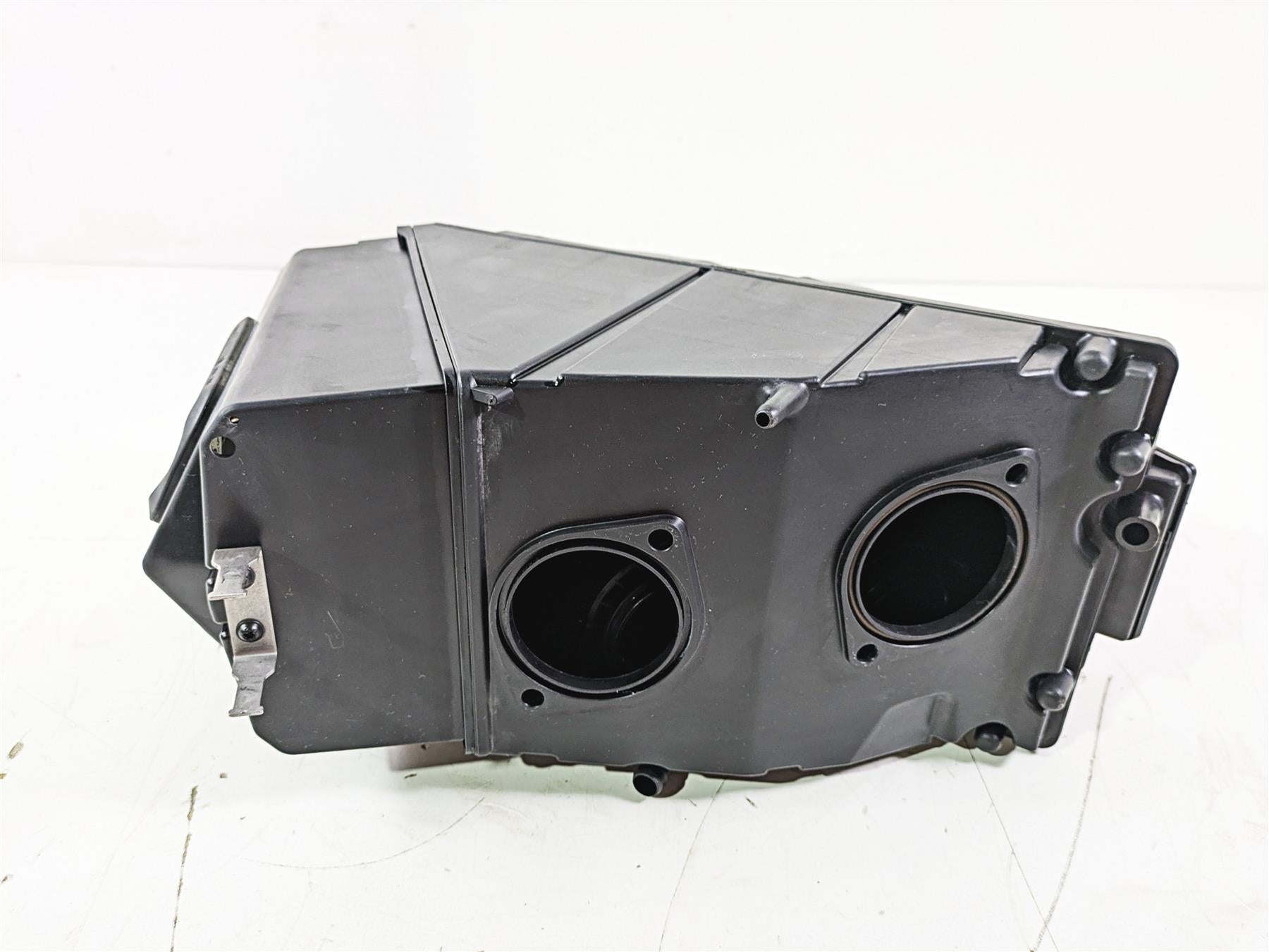 2022 KTM 1290 Super Adventure S Air Box Cleaner Breather & Ducts 61906001000 {{ shop.shopifyCountryName }} - Mototech271