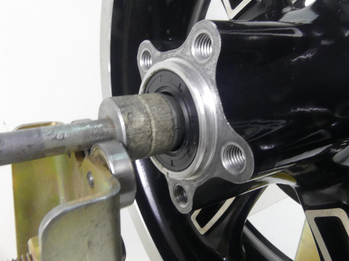 2015 Victory Cross Country Tour Straight 16x5 Rear Cast Wheel Rim 1521384 {{ shop.shopifyCountryName }} - Mototech271