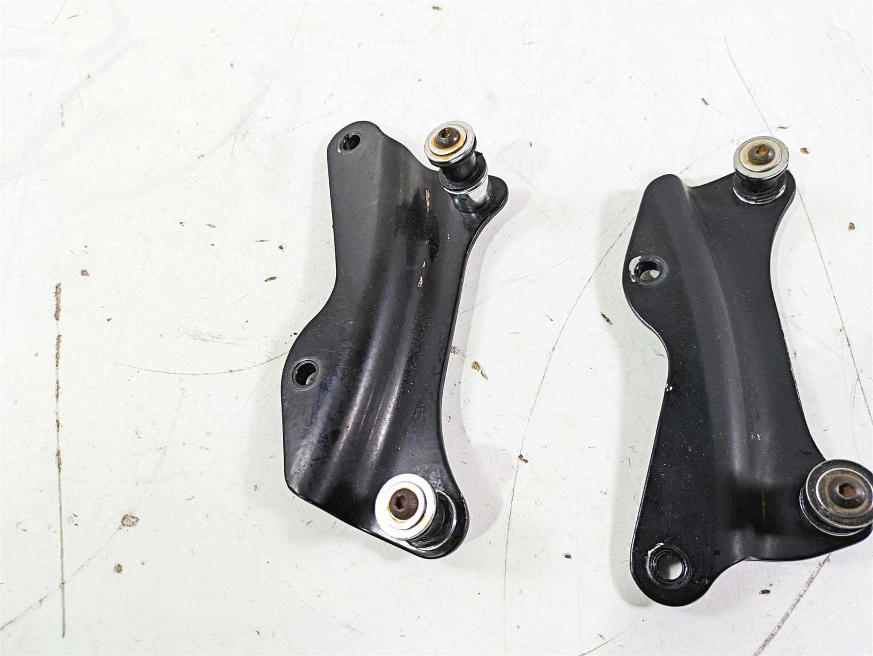 2016 Harley Touring FLTRX Road Glide Sissy Bar Mounts Quick Release 52300353 {{ shop.shopifyCountryName }} - Mototech271