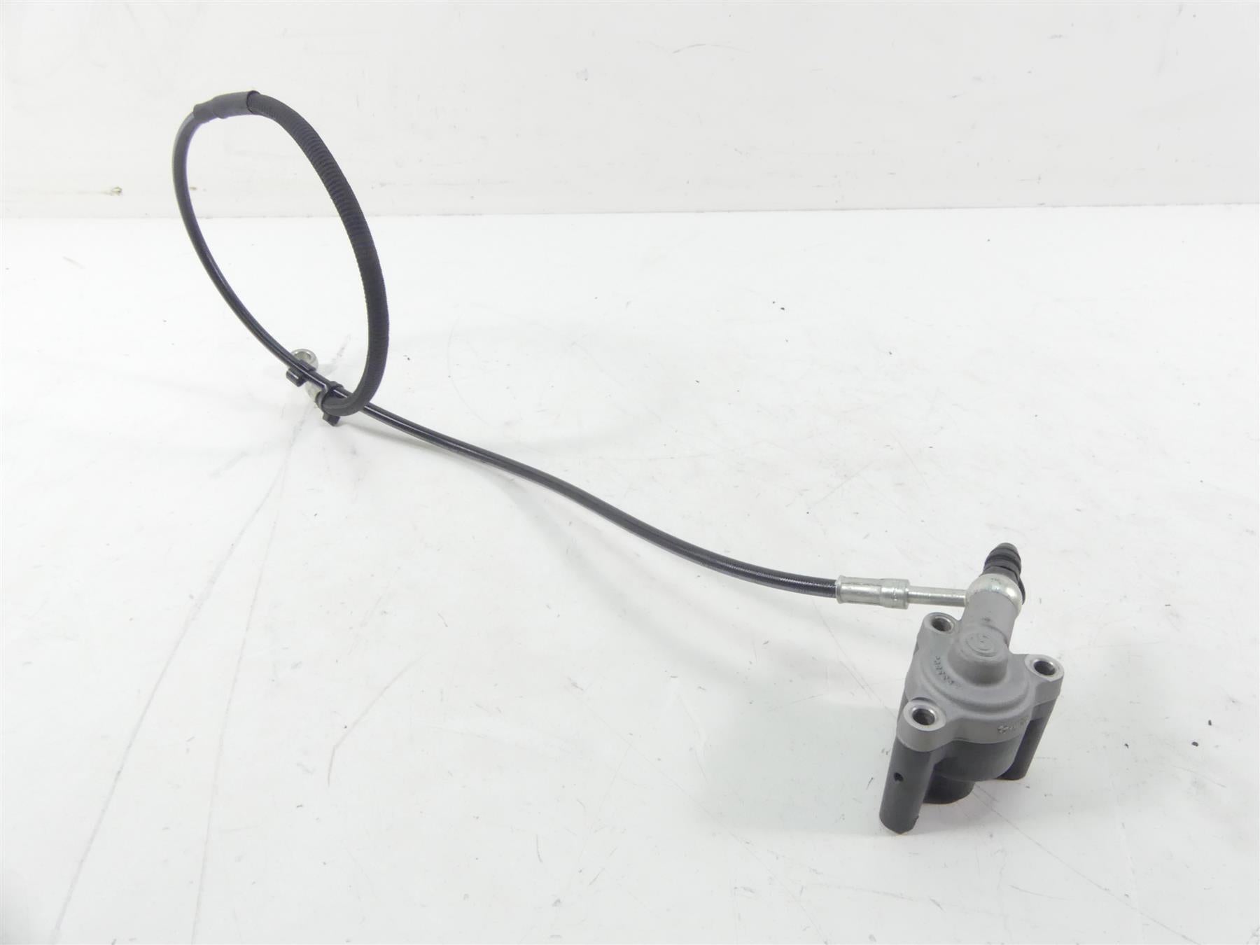 2020 Ducati Panigale V2 Brembo Clutch Slave Cylinder & Line 19540111A 63210932AA {{ shop.shopifyCountryName }} - Mototech271