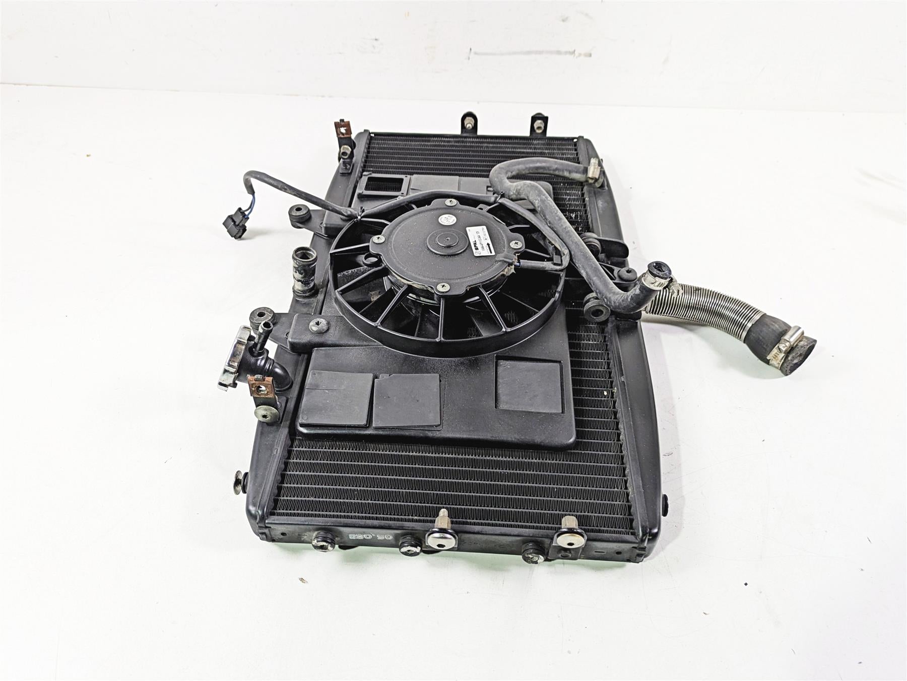 2006 Triumph Rocket 3 Radiator Fan Hoses Reservoir T2108307 {{ shop.shopifyCountryName }} - Mototech271