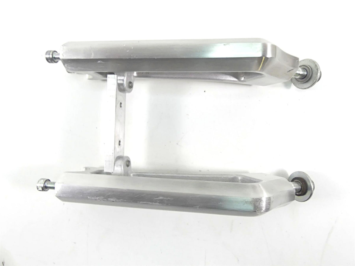 2008 Suzuki M109R VZR1800 Handlebar Riser Holder 56224-48G00 56225-48G00 {{ shop.shopifyCountryName }} - Mototech271