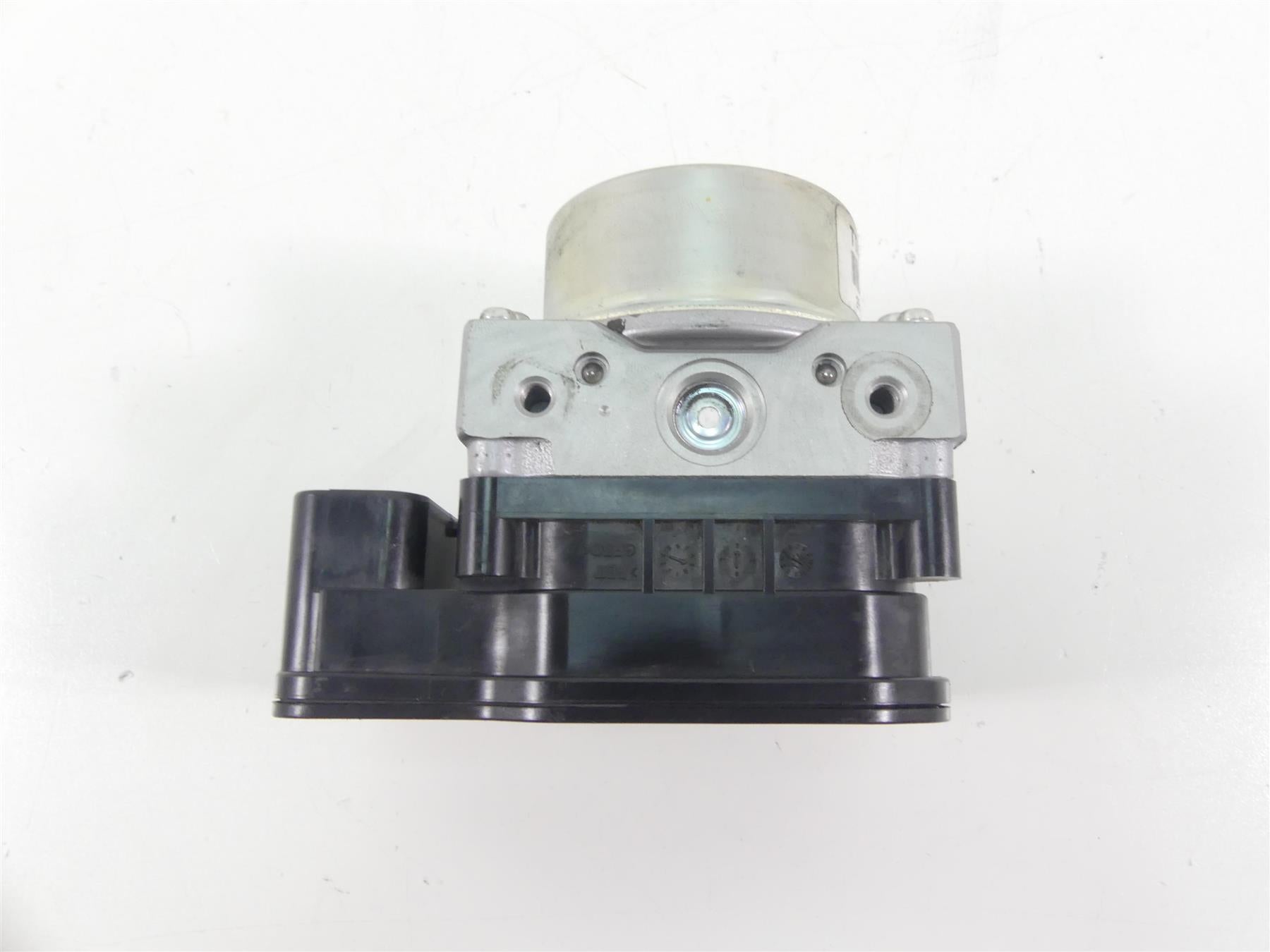 2015 Victory Cross Country Tour Nissin Abs Brake Pump Unit Module 1911694 {{ shop.shopifyCountryName }} - Mototech271