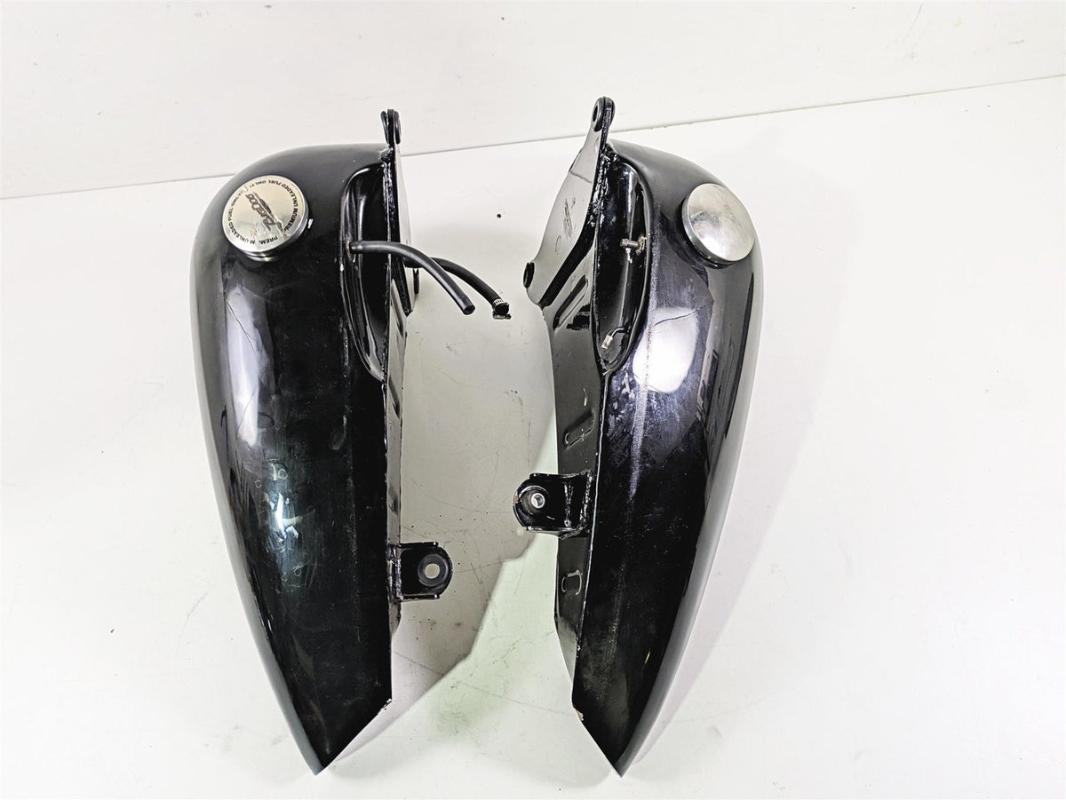 2002 Big Dog Pitbull Clean Left & Right Fuel Gas Petrol Split Tank {{ shop.shopifyCountryName }} - Mototech271