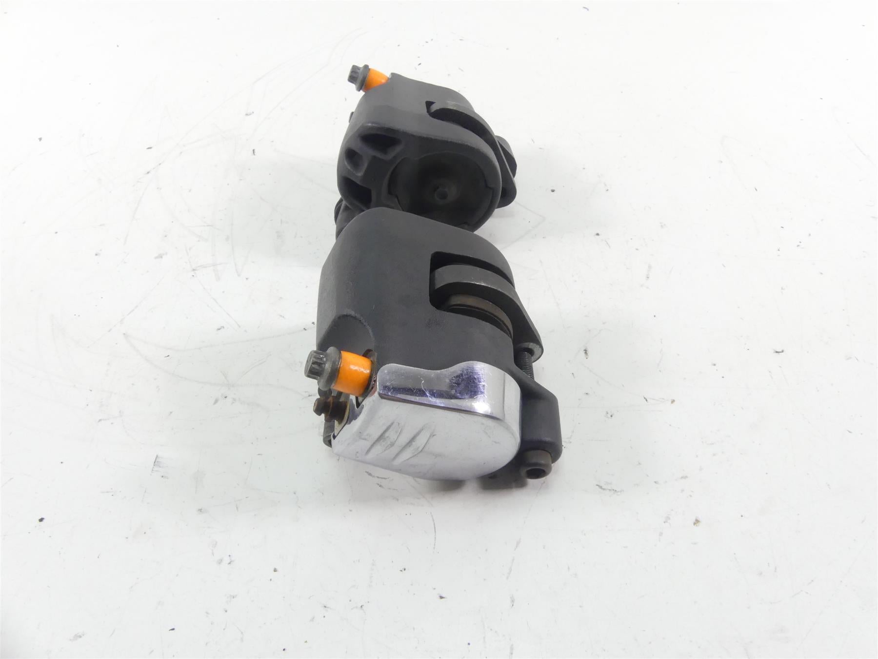 1998 Harley Dyna FXDL Low Rider Front Brake Caliper Set 44023-83C 44046-84C {{ shop.shopifyCountryName }} - Mototech271
