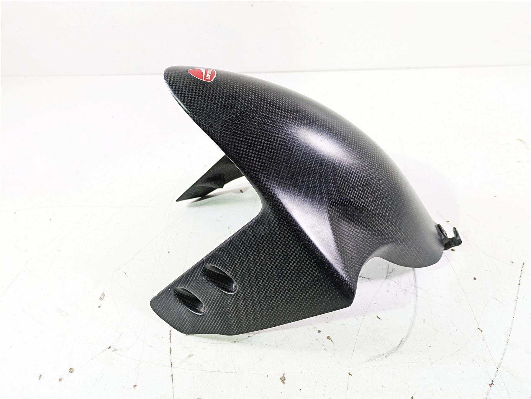 2015 Ducati Panigale 1299 S Front Fender Carbon Fiber 56420982A {{ shop.shopifyCountryName }} - Mototech271