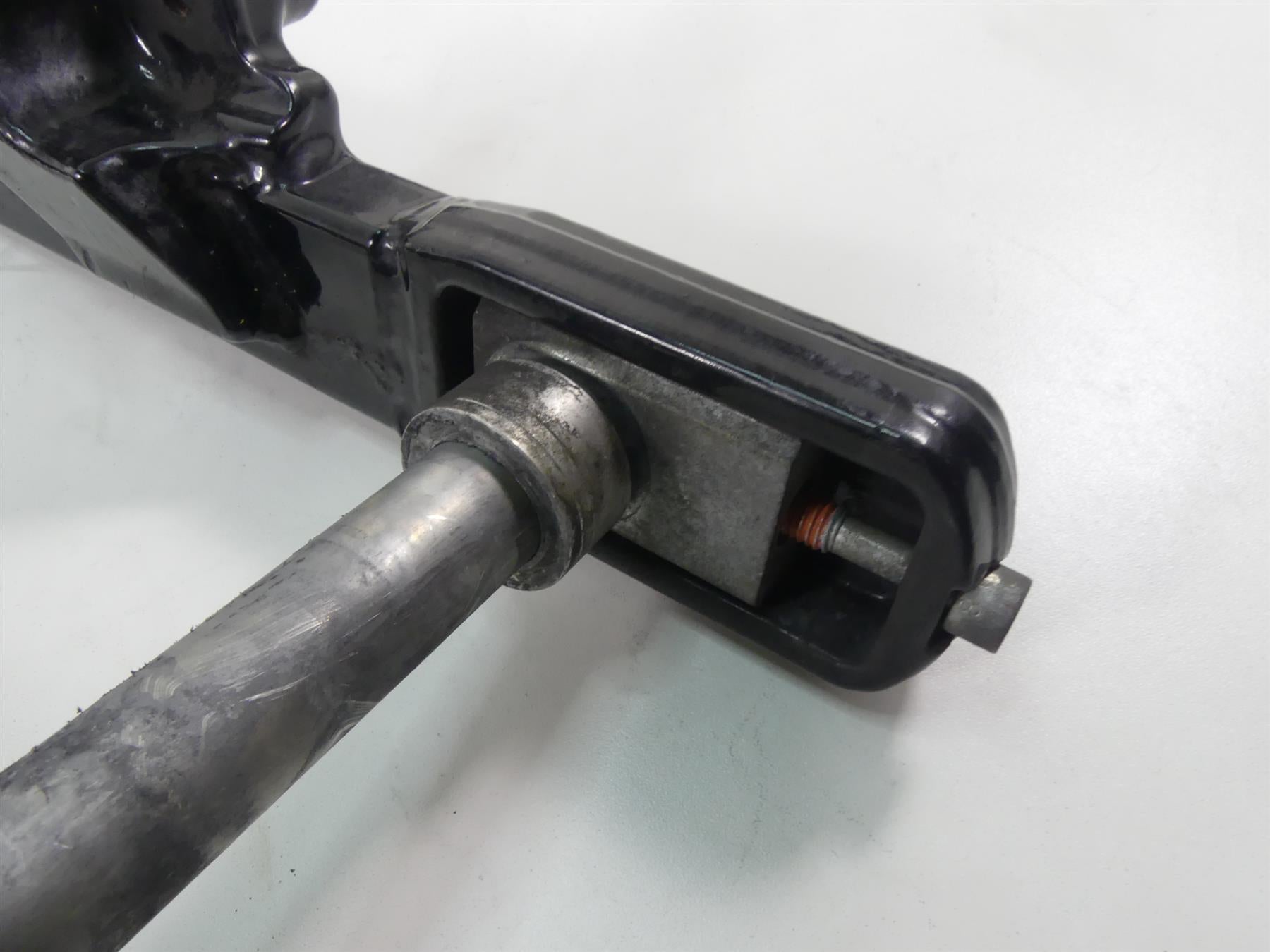 2017 Harley Dyna FXDB Street Bob Rear Swingarm Swing Arm & 25mm Axle 47820-10 {{ shop.shopifyCountryName }} - Mototech271