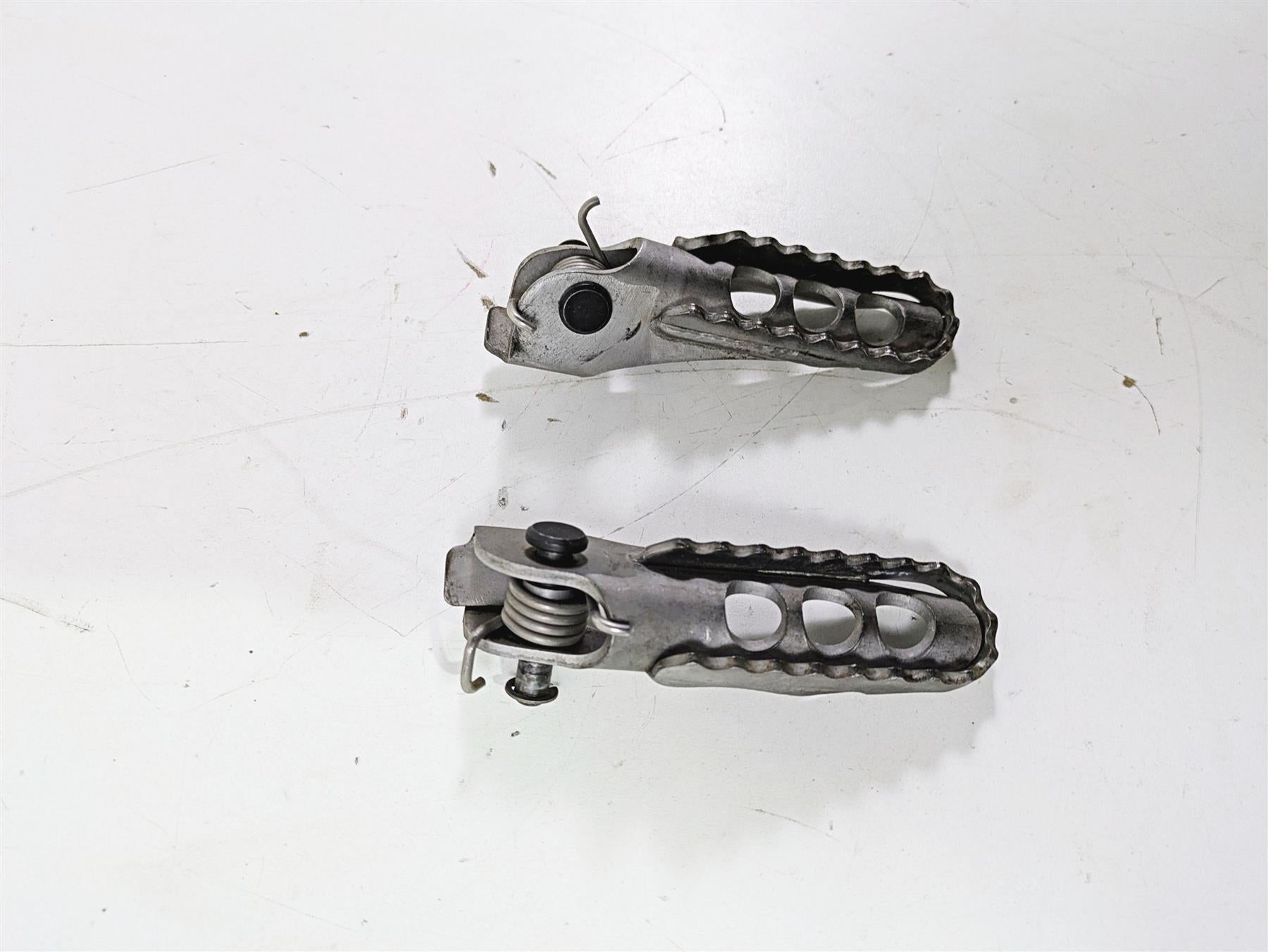 2019 BMW G310GS K02 Front Footpeg Rest Set - Read 46718562031 46718562032 {{ shop.shopifyCountryName }} - Mototech271