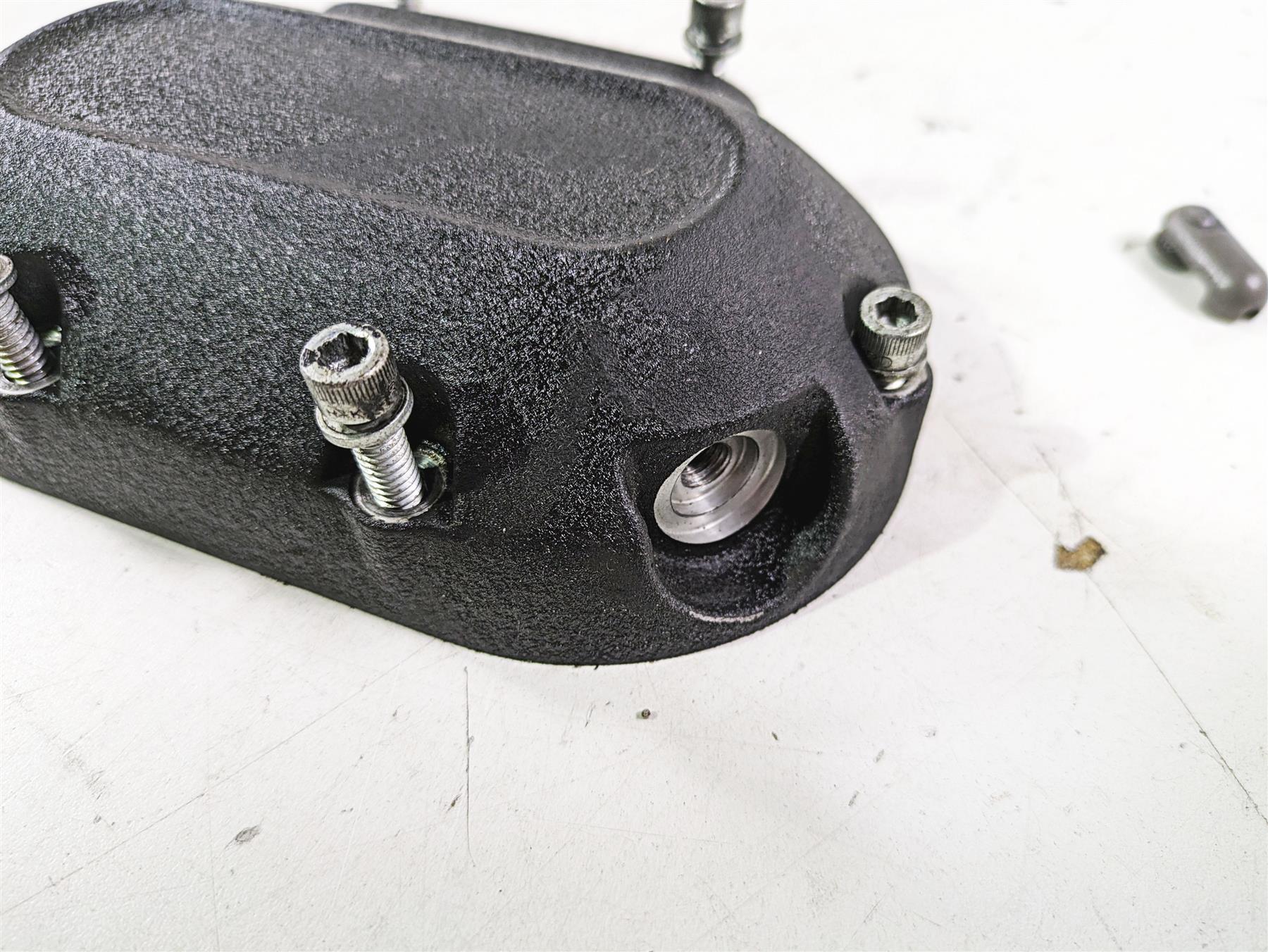 2021 Harley Softail FXBBS Street Bob Clutch Slave Cover Cowl 25800072 {{ shop.shopifyCountryName }} - Mototech271