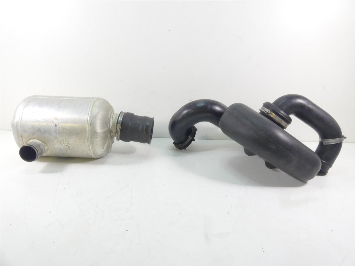 2017 Yamaha Waverunner VX 1050 CS Exhaust Pipe Hose System F4G-U7550-02-00 {{ shop.shopifyCountryName }} - Mototech271