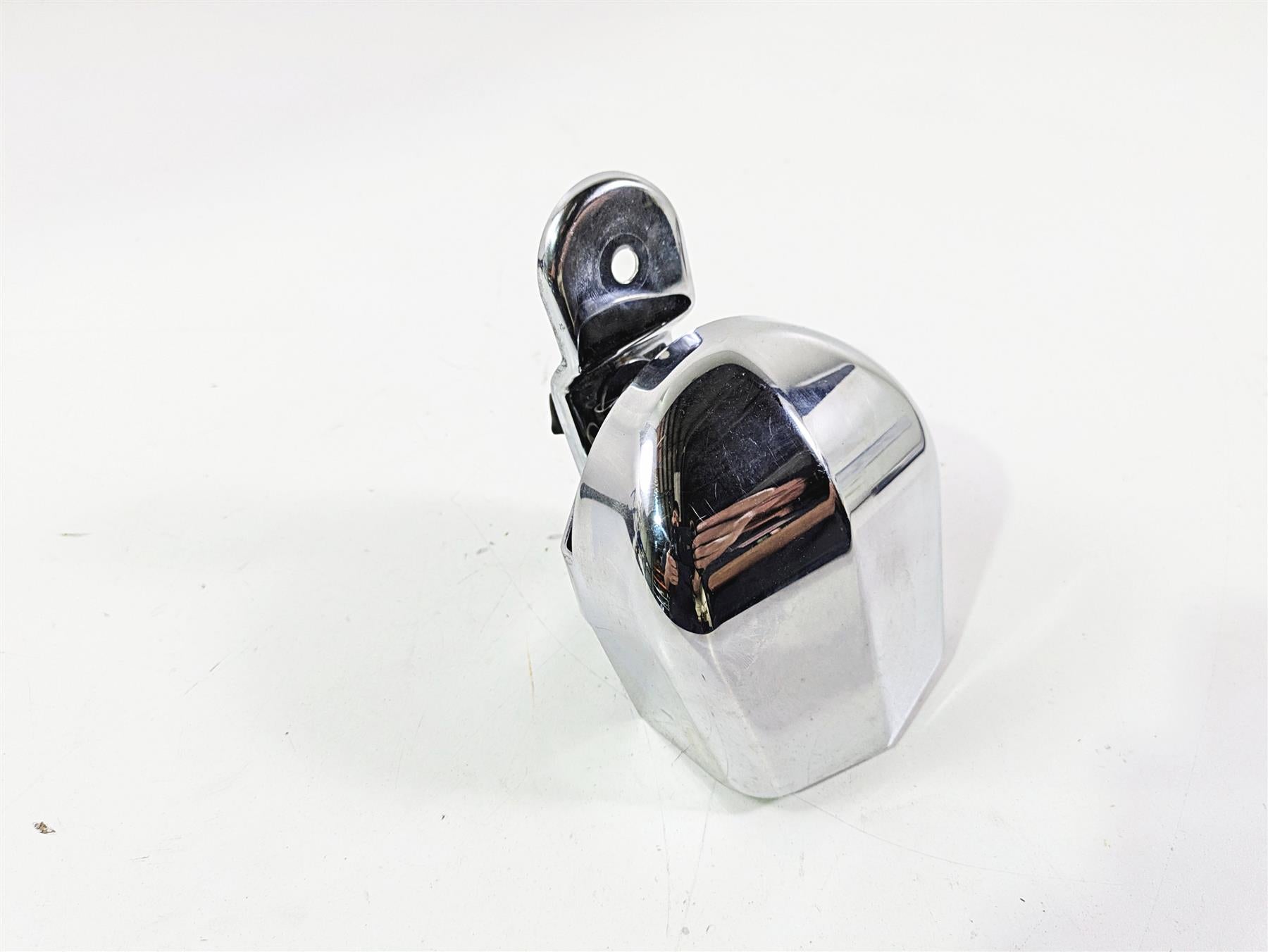2011 Harley Touring FLHTCUSE CVO E-Glide Horn & Chrome Cover 61300478A 69060-90H {{ shop.shopifyCountryName }} - Mototech271