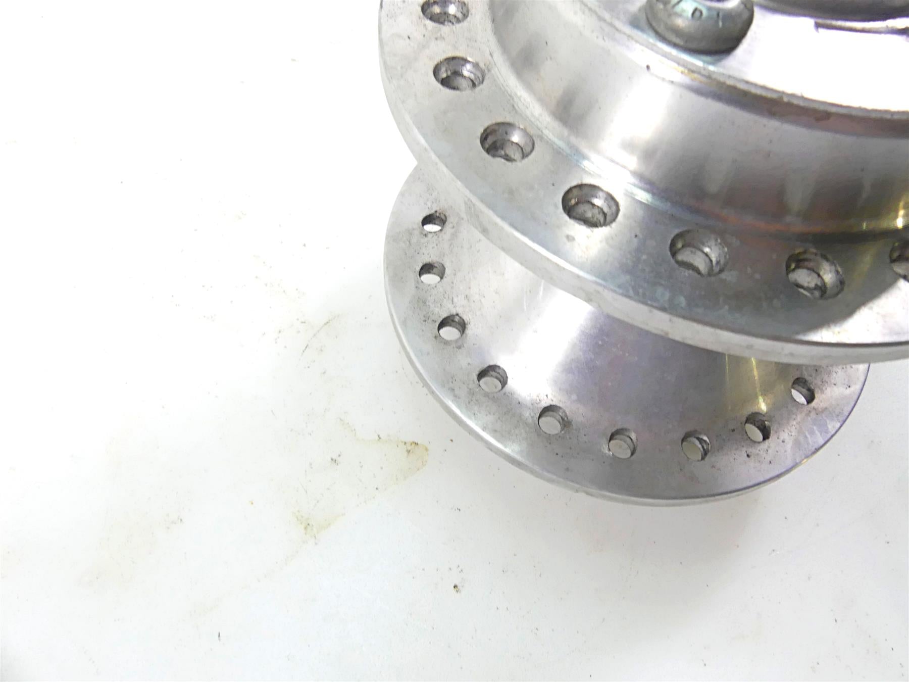 2017 Harley Dyna FXDB Street Bob Front Rim Hub Wheel for 25mm Axles 41425-09 {{ shop.shopifyCountryName }} - Mototech271