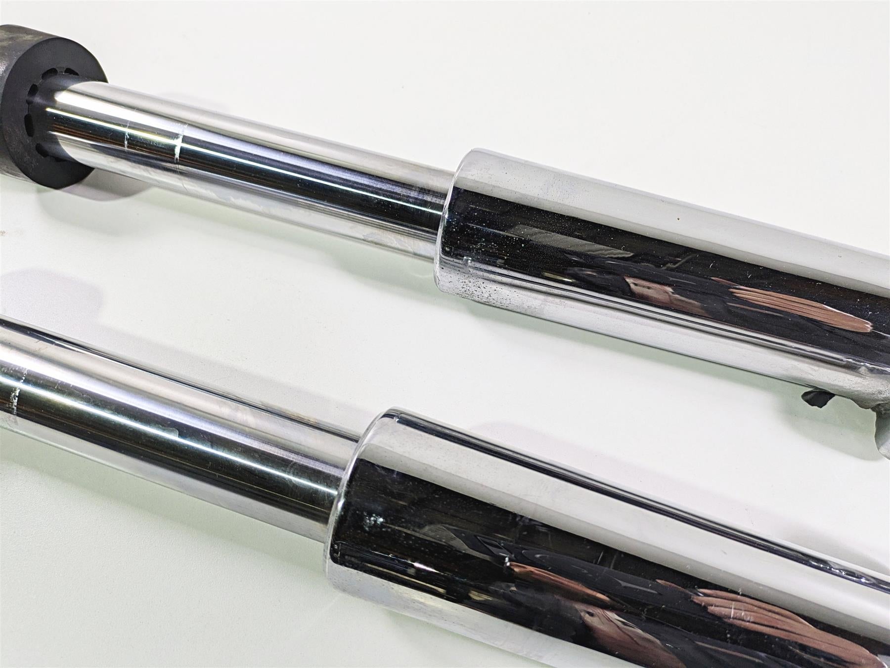 2005 Harley Touring FLHRI Road King Front Fork Legs 46537-02A 46497-02A {{ shop.shopifyCountryName }} - Mototech271