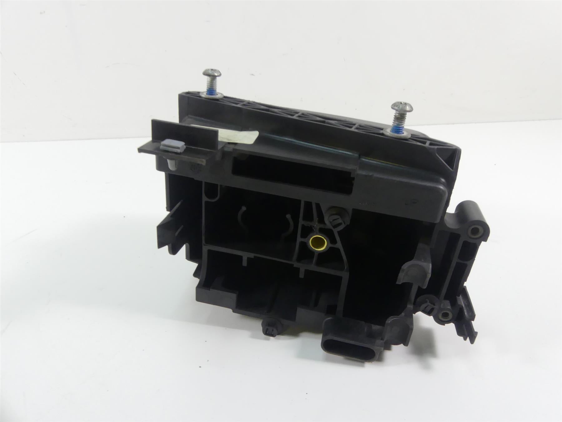 2017 Harley Dyna FXDB Street Bob Electrical Carrier Tray & Cover 70367-12 {{ shop.shopifyCountryName }} - Mototech271