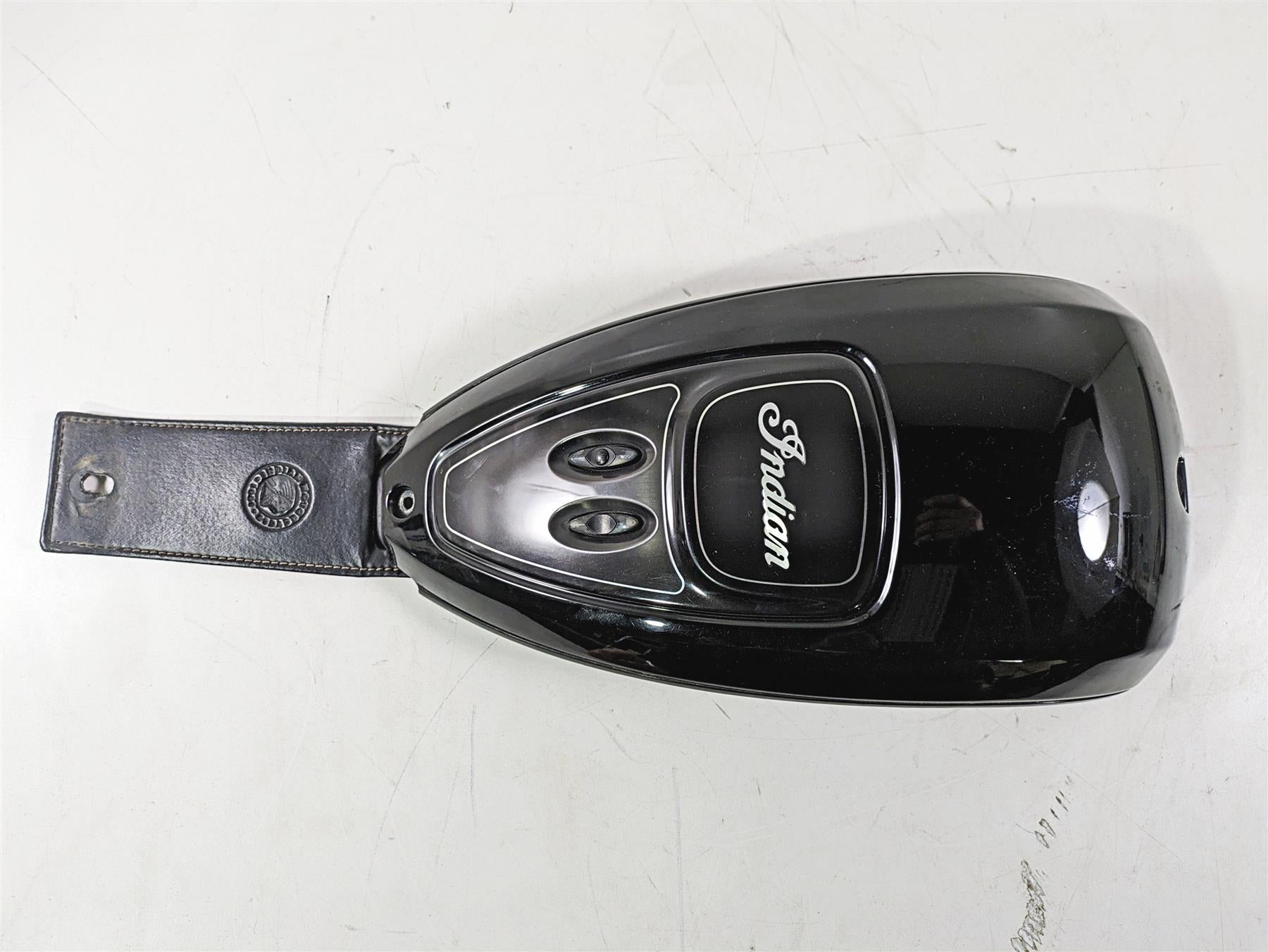 2018 Indian Chieftain Dark Horse Upper Tank Dash Console & Knobs 5633653 {{ shop.shopifyCountryName }} - Mototech271
