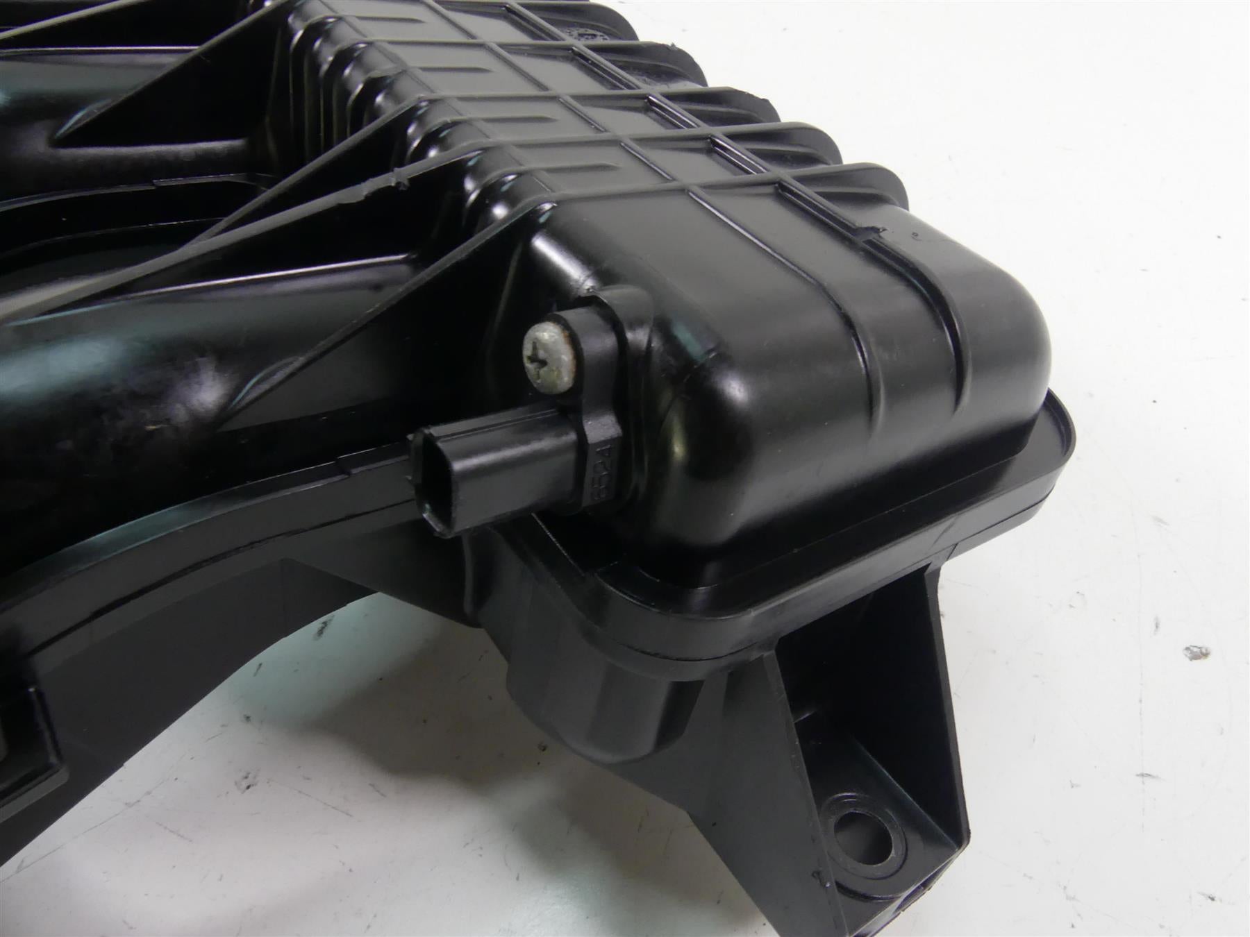 2017 Yamaha Waverunner EX Sport 1050 BS Intake & Injectors 6EY-13761-00-00 {{ shop.shopifyCountryName }} - Mototech271