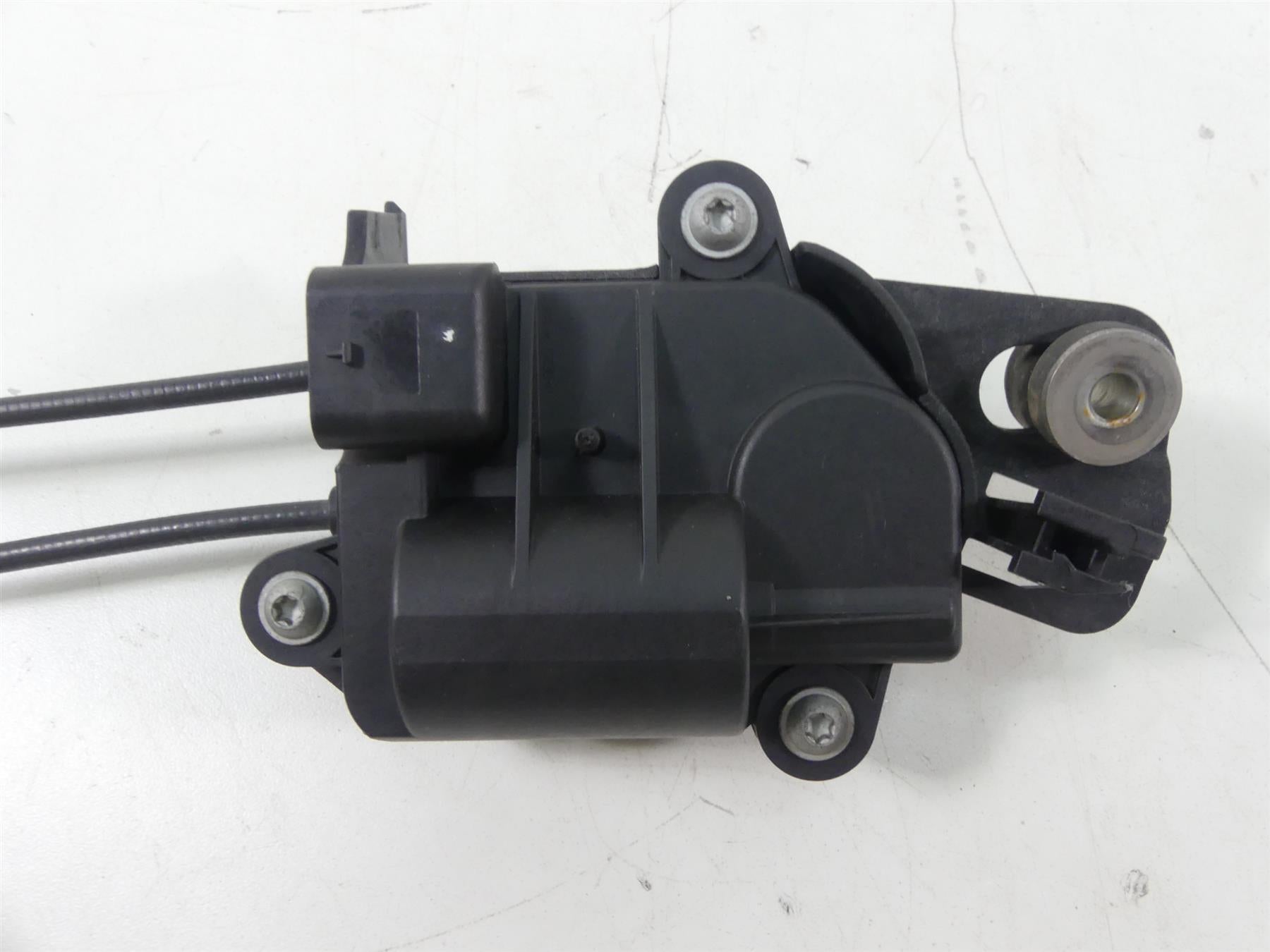 2016 BMW R1200GS K50 Exhaust Valve Servo Motor Actuator 18518540838 {{ shop.shopifyCountryName }} - Mototech271