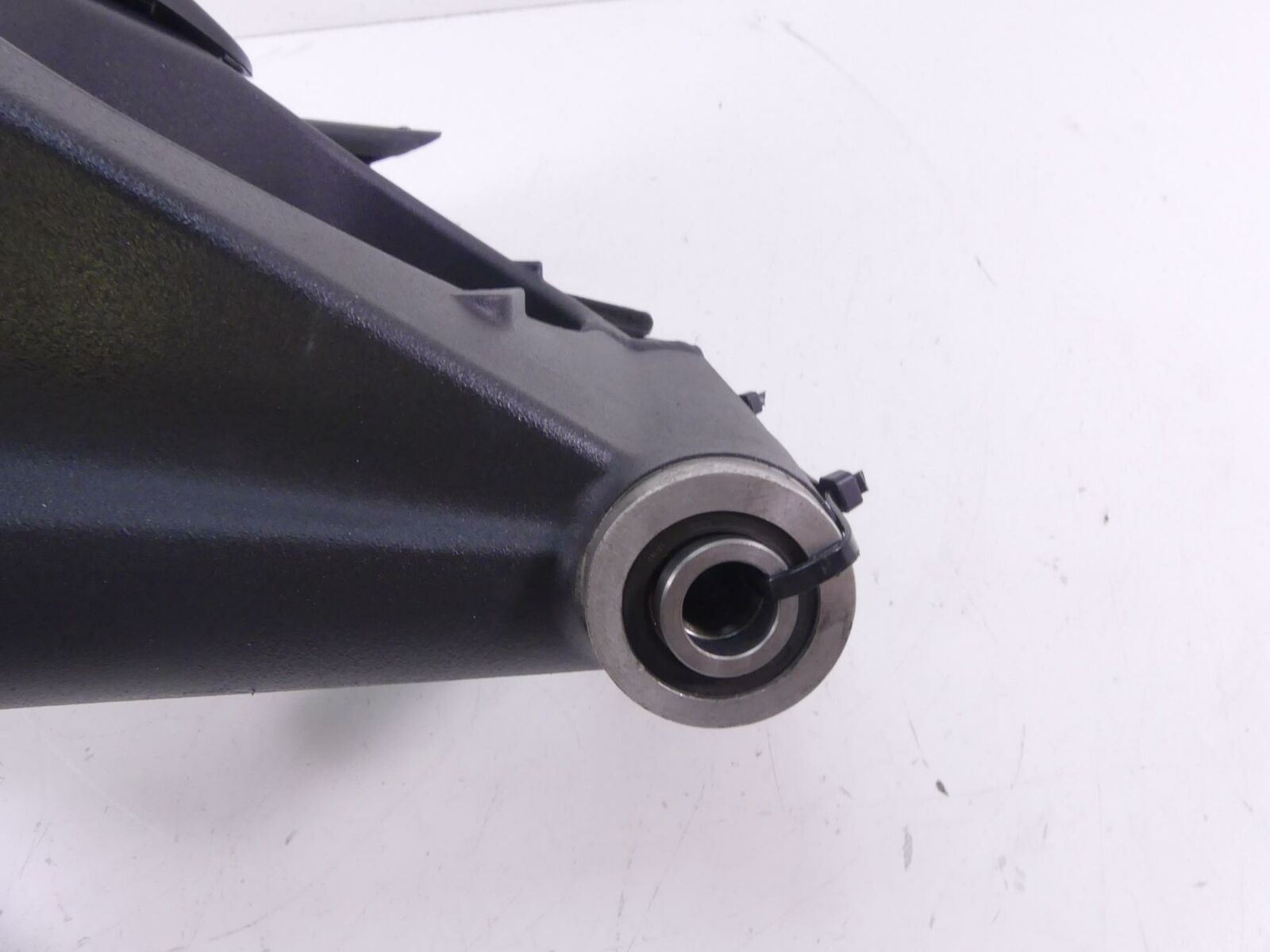 2009 Triumph Street Triple 675R Rear Swingarm Swing Arm Suspension +Axle T205300 {{ shop.shopifyCountryName }} - Mototech271