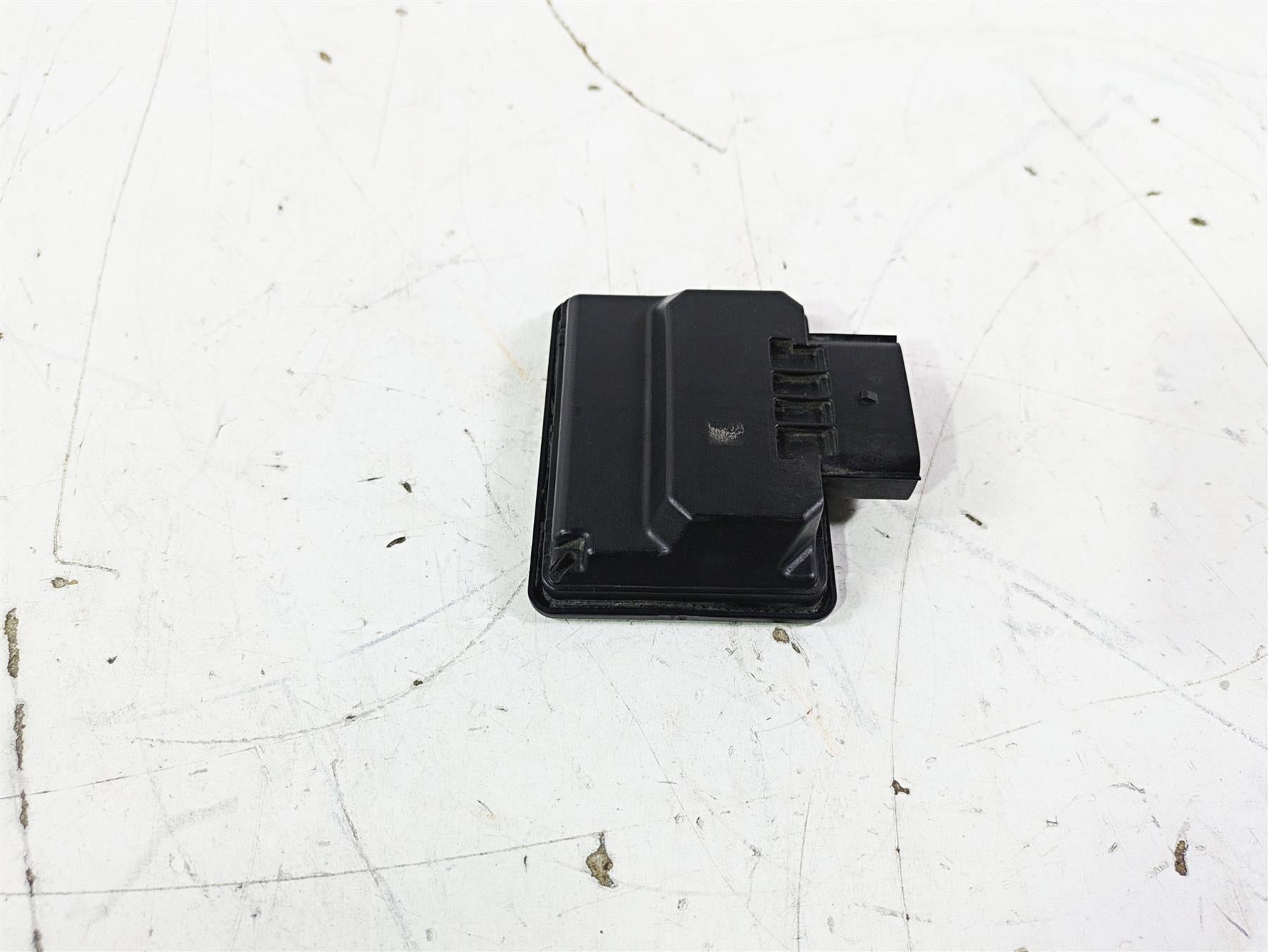 2016 Harley FLSTC Softail Heritage Abs Brake Control Module Box Unit 41100036 {{ shop.shopifyCountryName }} - Mototech271