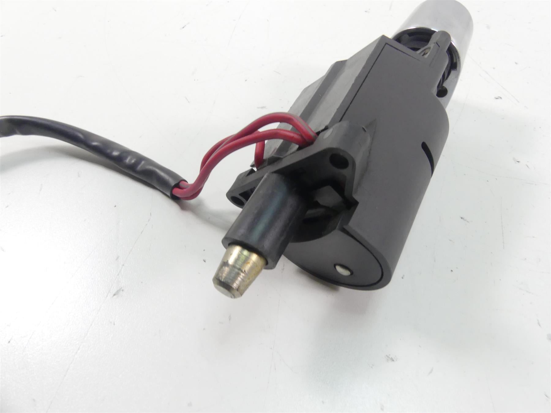 2005 Harley Touring CVO FLHTC SE Electra Glide Ignition Switch Key Set 71640-99 {{ shop.shopifyCountryName }} - Mototech271