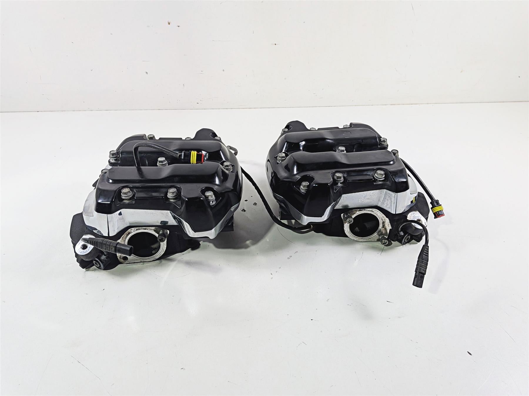2020 Harley Touring FLTRK Road Glide Front Rear M8 Cylinder Head Set 16500508 {{ shop.shopifyCountryName }} - Mototech271