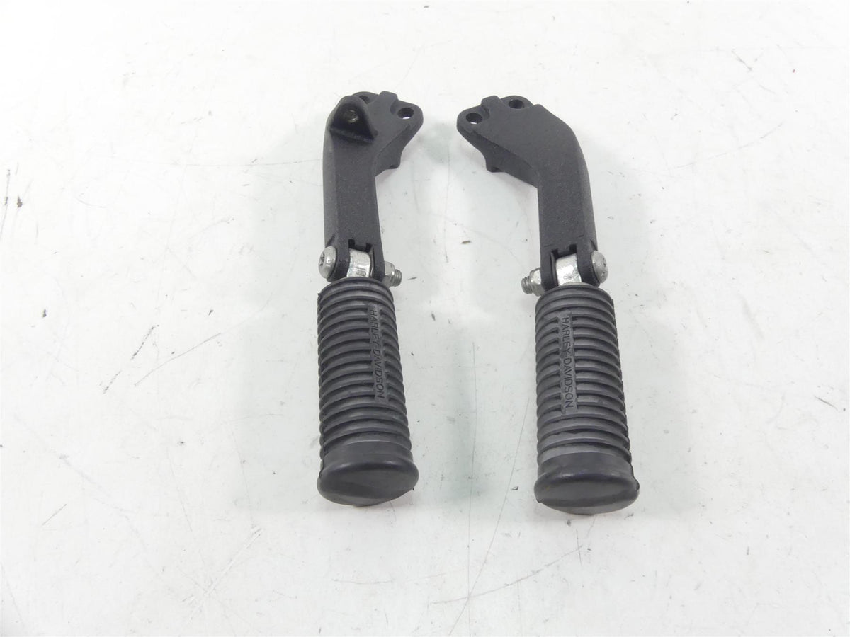 2009 Harley FXDF Dyna Fat Bob Nice Rear Passenger Footpeg Set 49224-06A 49230-06 {{ shop.shopifyCountryName }} - Mototech271