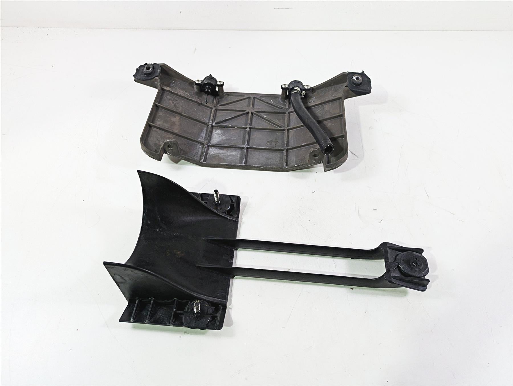 2022 SeaDoo Spark 900 Trixx Lower Riding Skid Plate Set 271001840 {{ shop.shopifyCountryName }} - Mototech271
