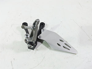 2024 Kawasaki ZX6R ZX636 Ninja Left Foot Peg + Mount & Guard 35063-0160-18R | Mototech271