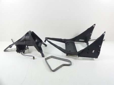 2020 Ducati Panigale V2 Coolant Fan & Radiator Cover Reservoir Set 8292A342A {{ shop.shopifyCountryName }} - Mototech271