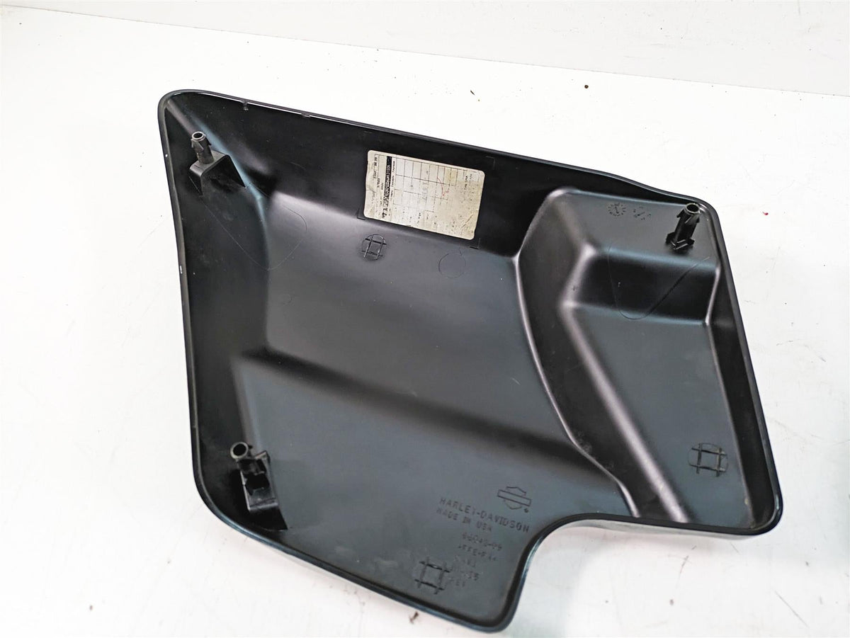 2009 Harley Touring FLHTCU Electra Glide Side Cover Fairing & Wing Set 66048-09A {{ shop.shopifyCountryName }} - Mototech271